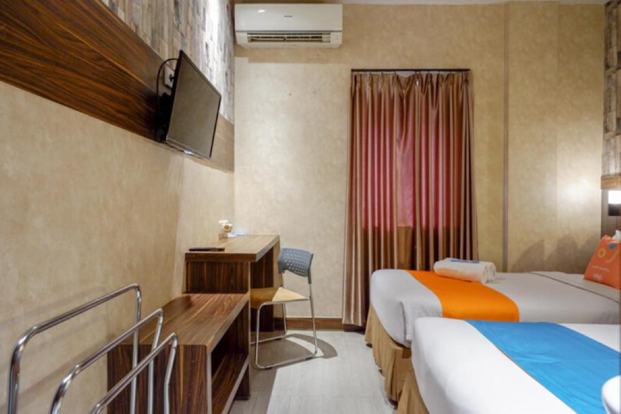 Sans Hotel Ekkon Yogyakarta By Reddoorz Ngabean ภายนอก รูปภาพ
